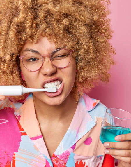Elektrische Zahnbürste oder Schallzahnbürste – welche ist die richtige für mich?