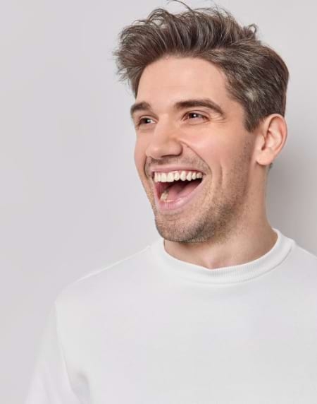 Dauerhaft strahlendes Lächeln: Zahnverfärbungen effektiv vorbeugen